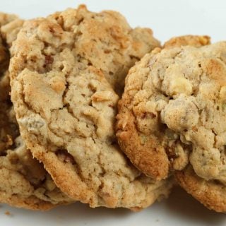 close up of oatmeal granola cookies