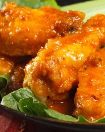 Lime buffalo wings with blue cheese dressing