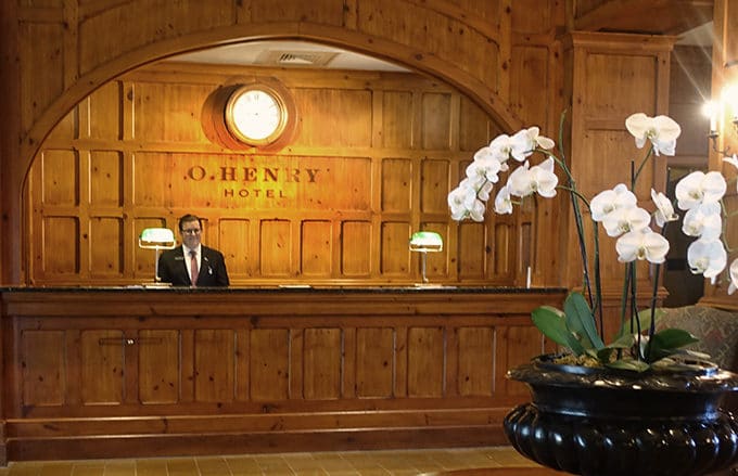 reception desk at O.Henry Hotel