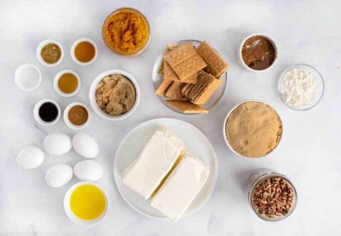 ingredients to make a pumpkin praline cheesecake