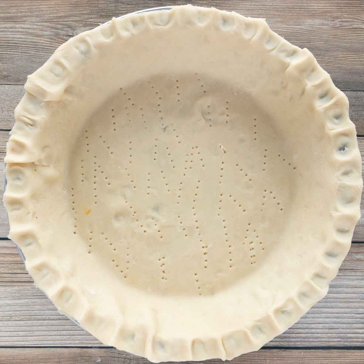 pie crust in pie pan