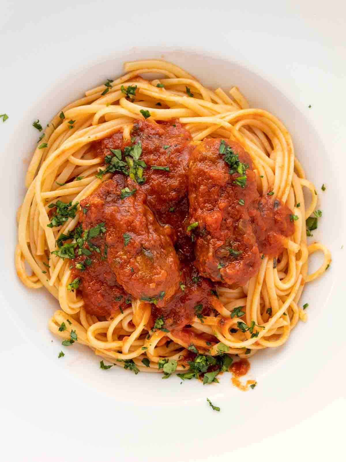Thick Homemade Spaghetti Sauce (A Big Batch Recipe)