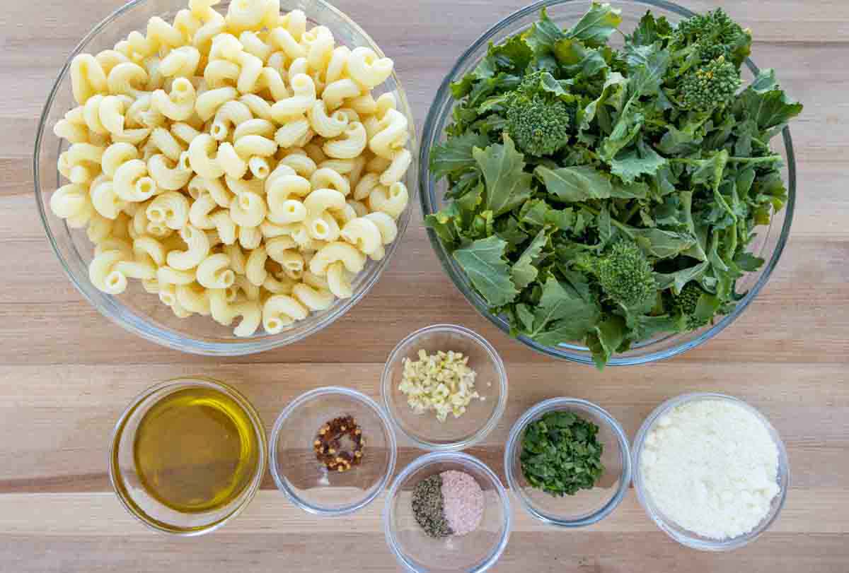 ingredients to make pasta aioli with broccoli rabe