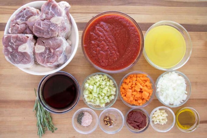 ingredients needed to make pork osso bucco