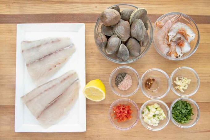 ingredients to make pan seared barramundi with clams & shrimp