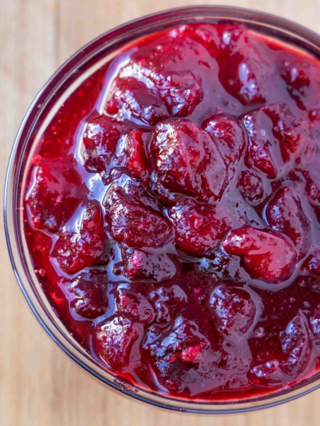 Homemade Cranberry Sauce Story - Chef Dennis
