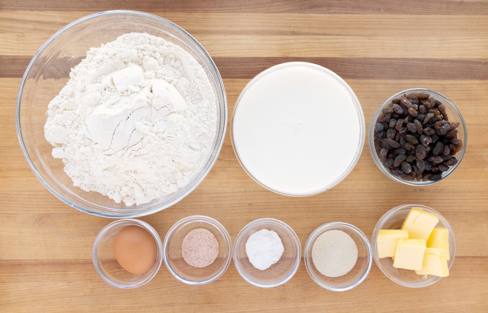 ingredients to make soda bread