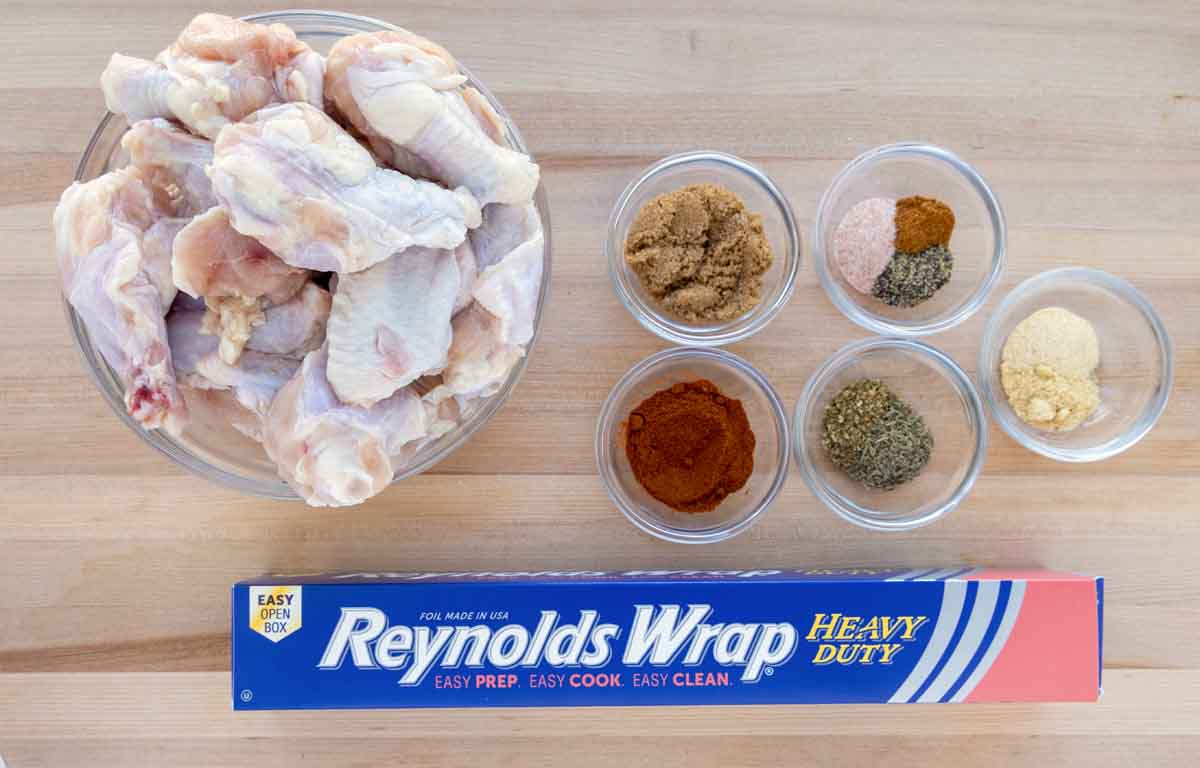 Ingredients to make cajun chicken wings