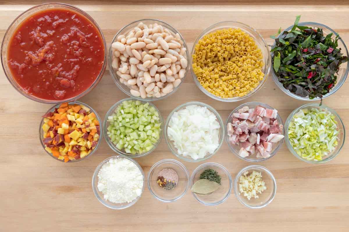 ingredients to make pasta fagioli