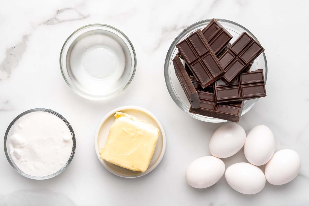 Ingredients to make a flourless chocolate cake
