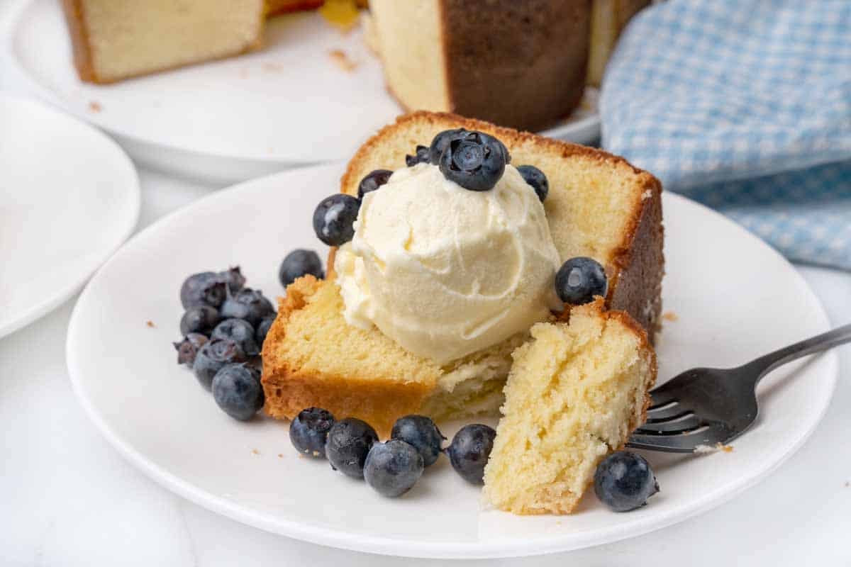 Vanilla Bundt Cake Using Butter Pound Cake Recipe - Veena Azmanov