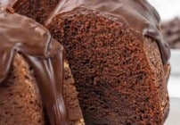 pinterest image for chocolate brownie cake