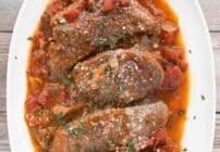 Pinterest image for Steak Pizzaiola.